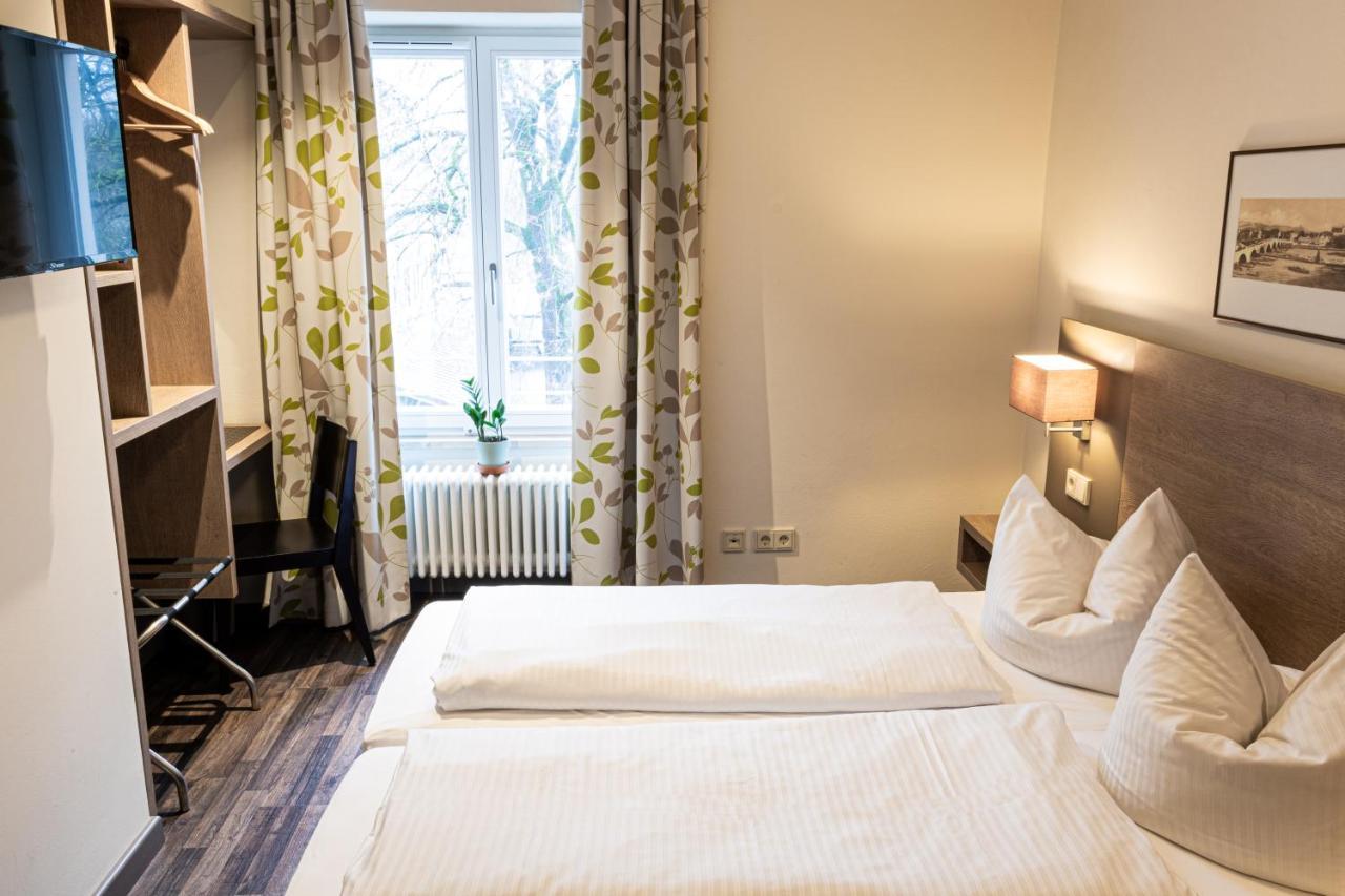 Brauereigaststatte Spitalgarten Regensburg Kültér fotó
